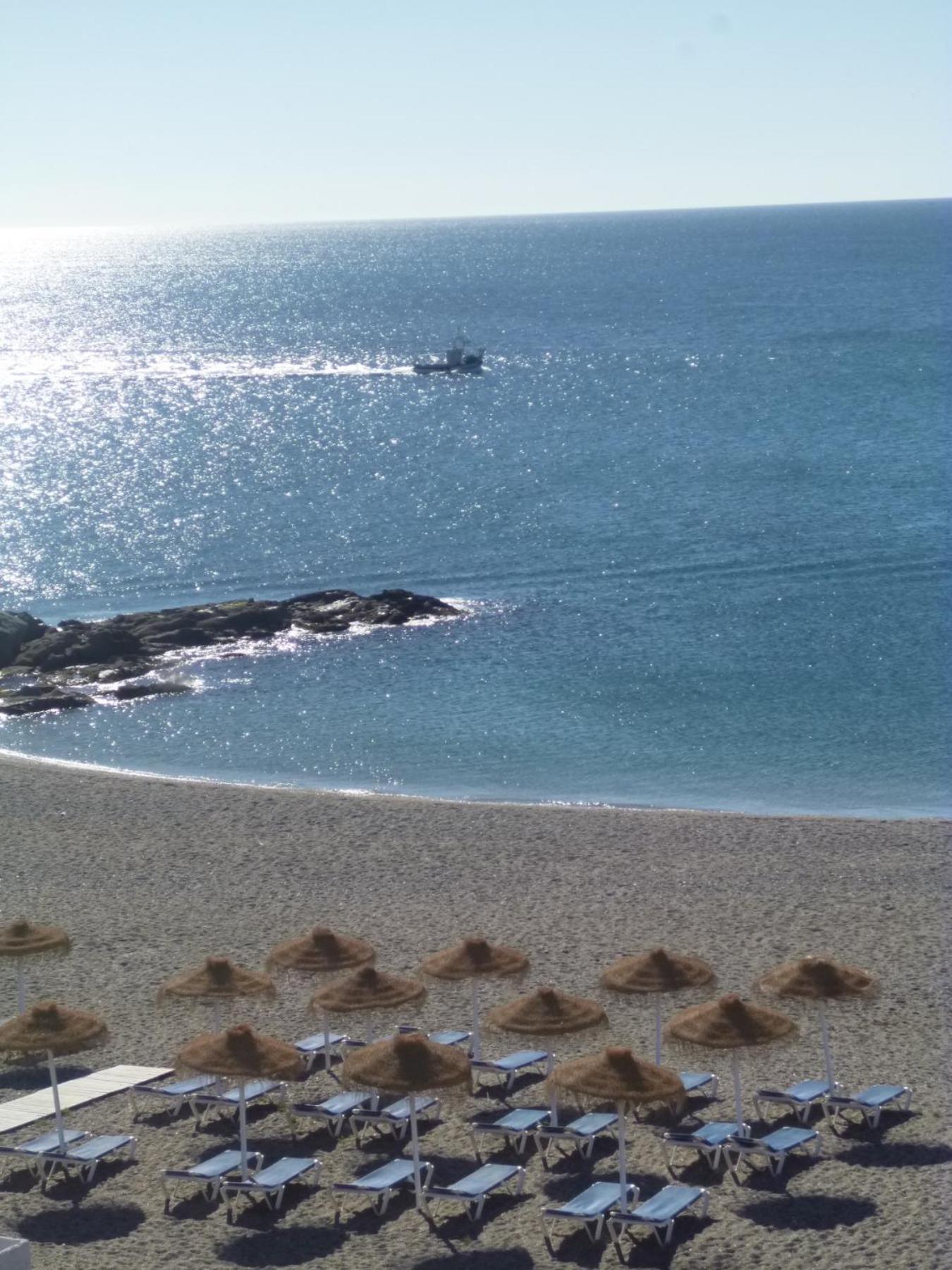 2044-Groundfloor with huge terrace&pools Appartement Manilva Buitenkant foto