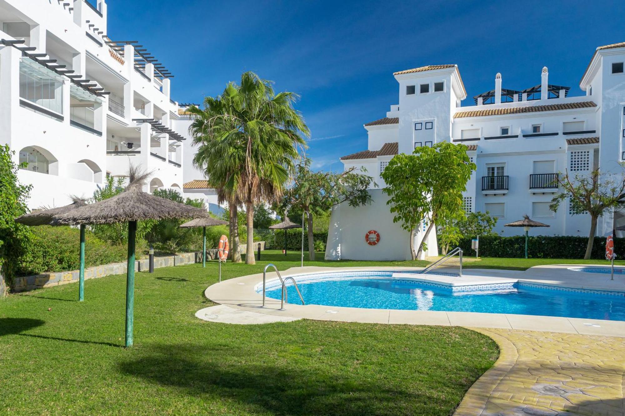 2044-Groundfloor with huge terrace&pools Appartement Manilva Buitenkant foto